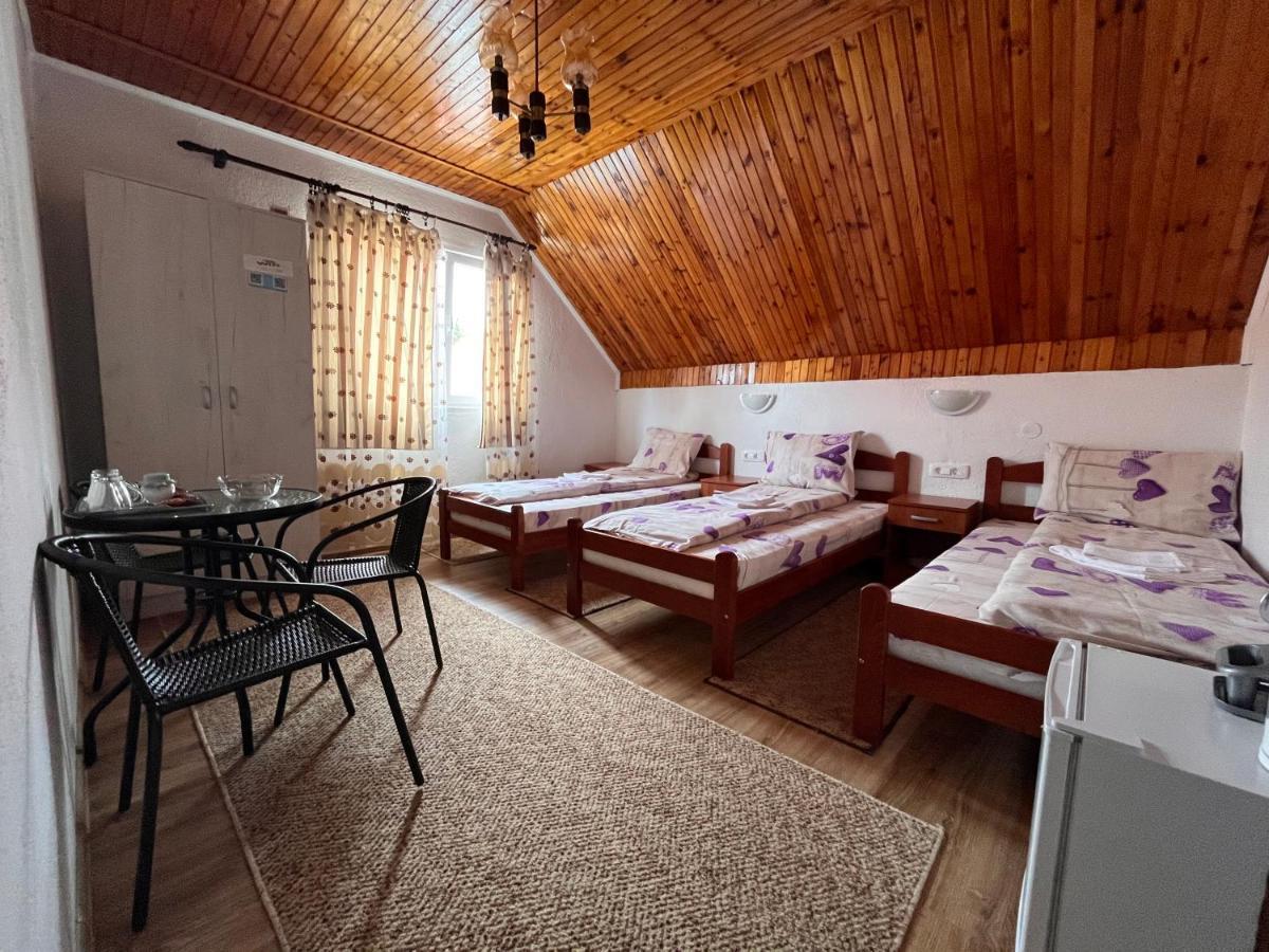 Snam Rooms&Apartment Zabljak  Bagian luar foto
