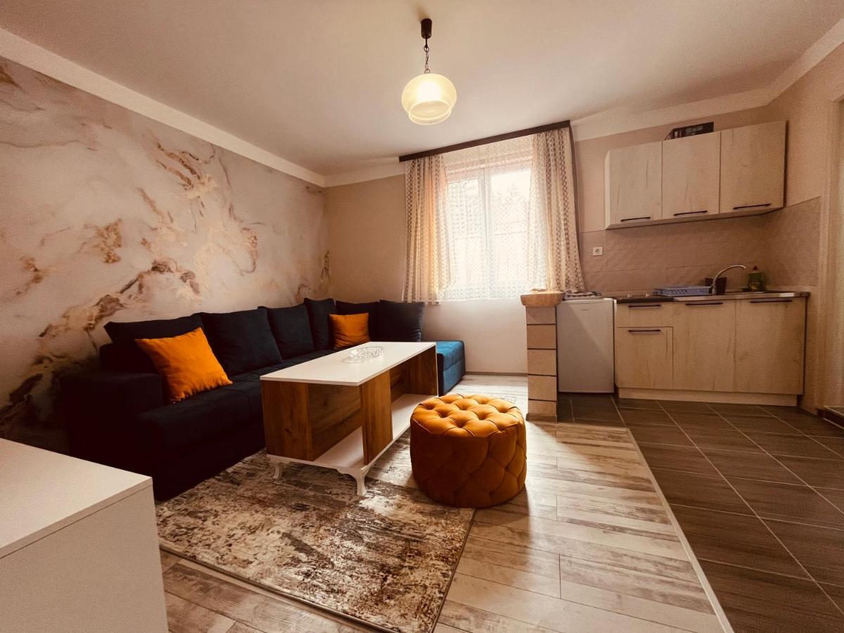 Snam Rooms&Apartment Zabljak  Bagian luar foto